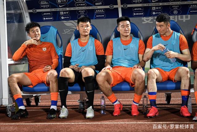 希尔德7三分砍27分库里20分 勇士大胜爵士41分